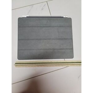 ~ grey ipad smart cover